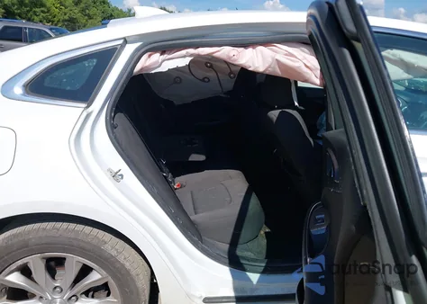 2019 Chevrolet Malibu Lt from USA, damaged, VIN 1G1ZD5ST0KF113097